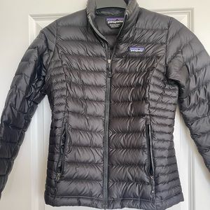 PATAGONIA puffer jacket size XS